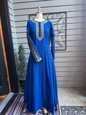 Women's Royal Blue Medieval Embroidered Long Dress size Medium